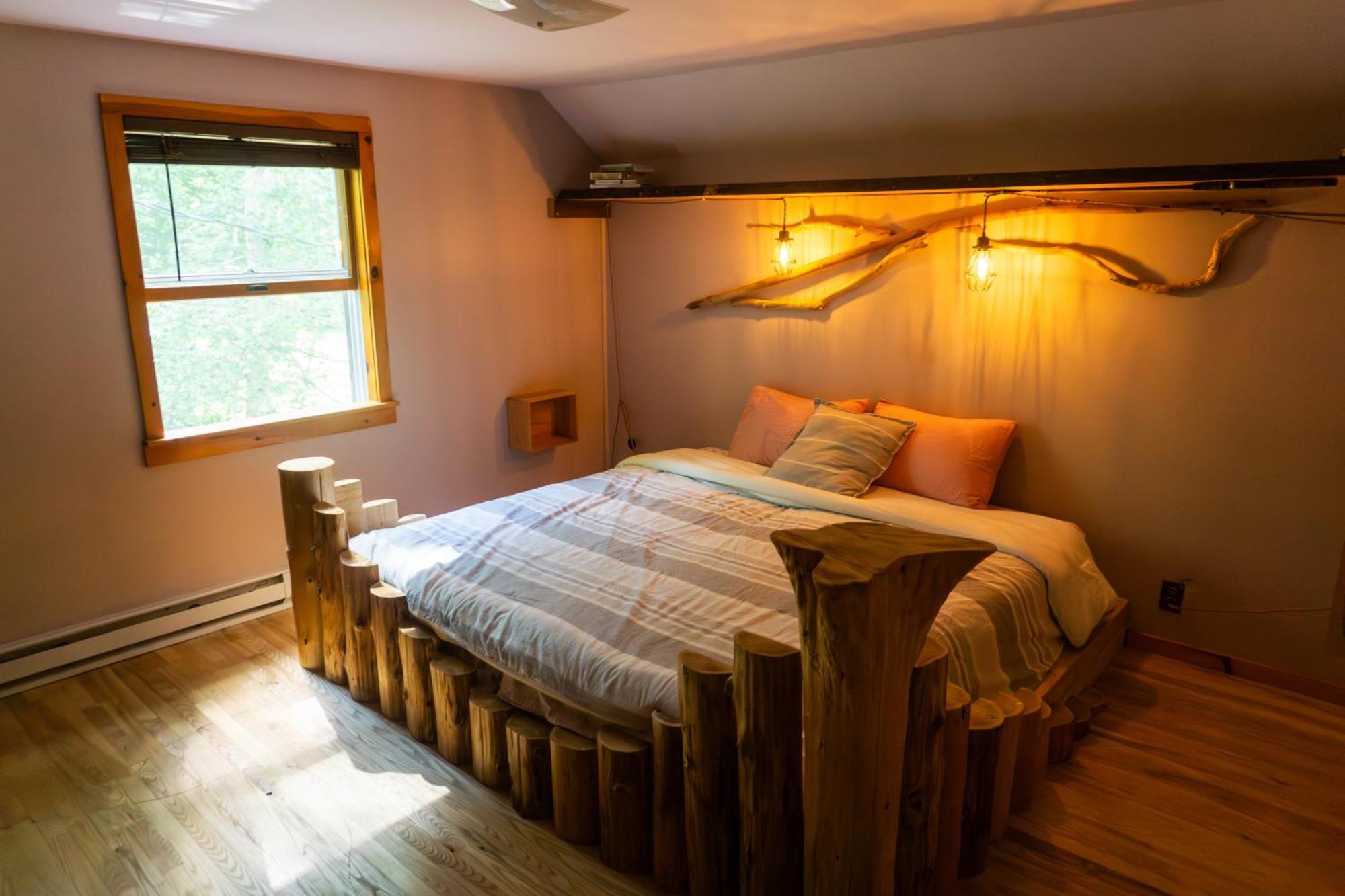 Llama House Adk Wevertown ภายนอก รูปภาพ